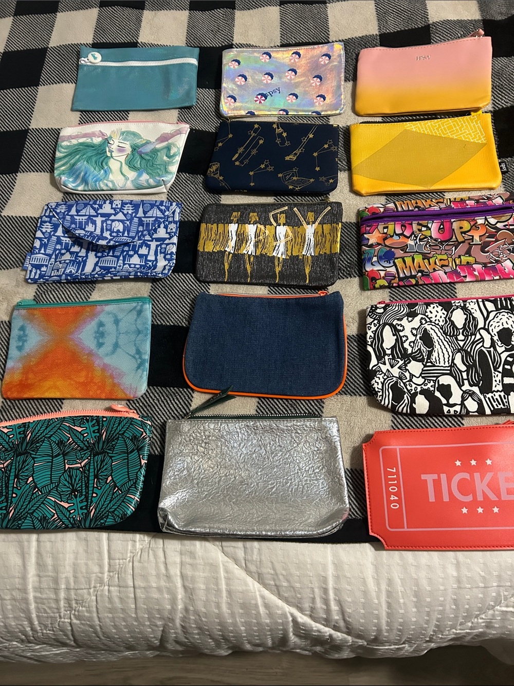 Brand new ipsy make up bags
